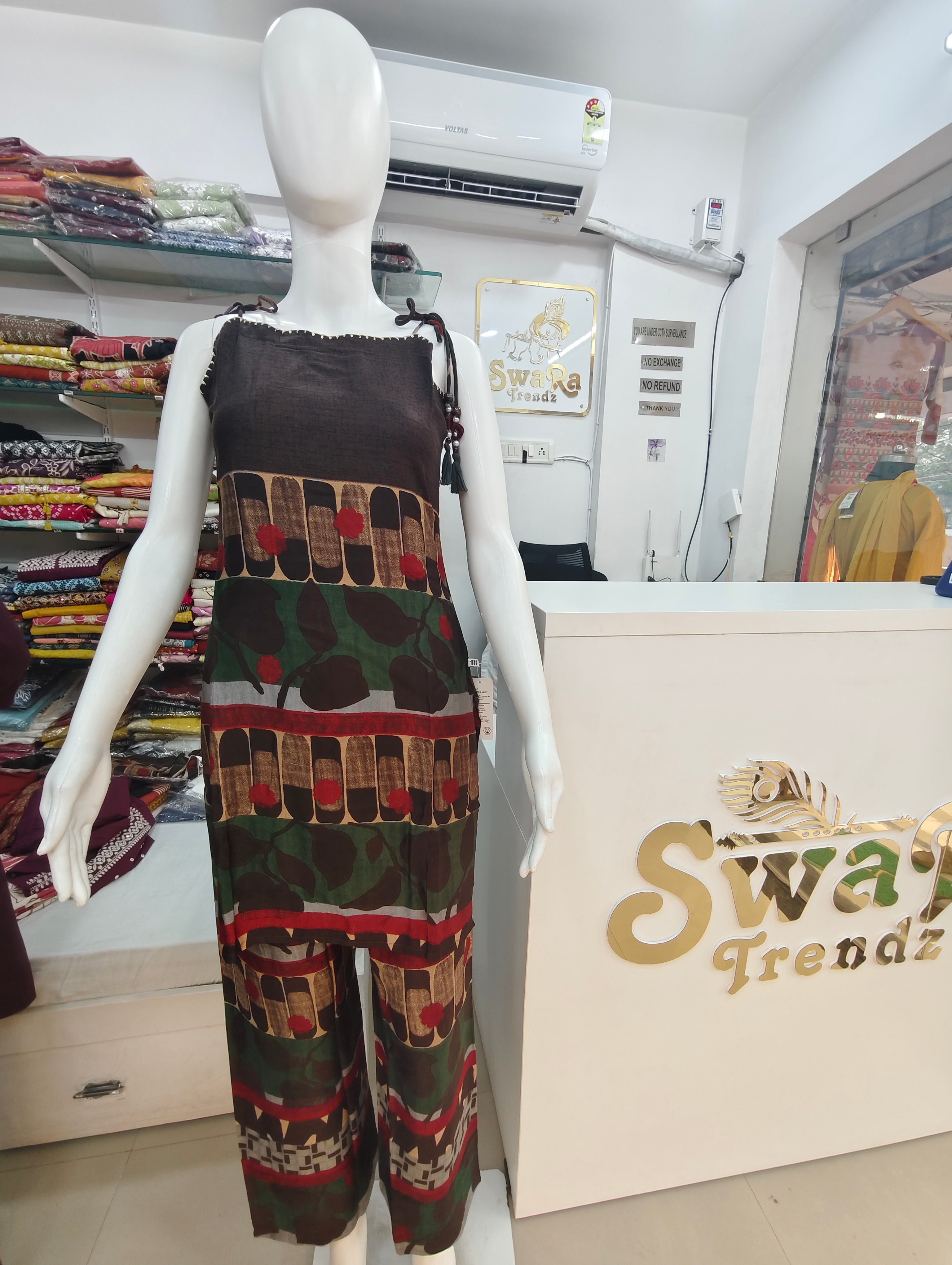 Brown Abstract Print Sleeveless Kurti Pant Co-Ord Set