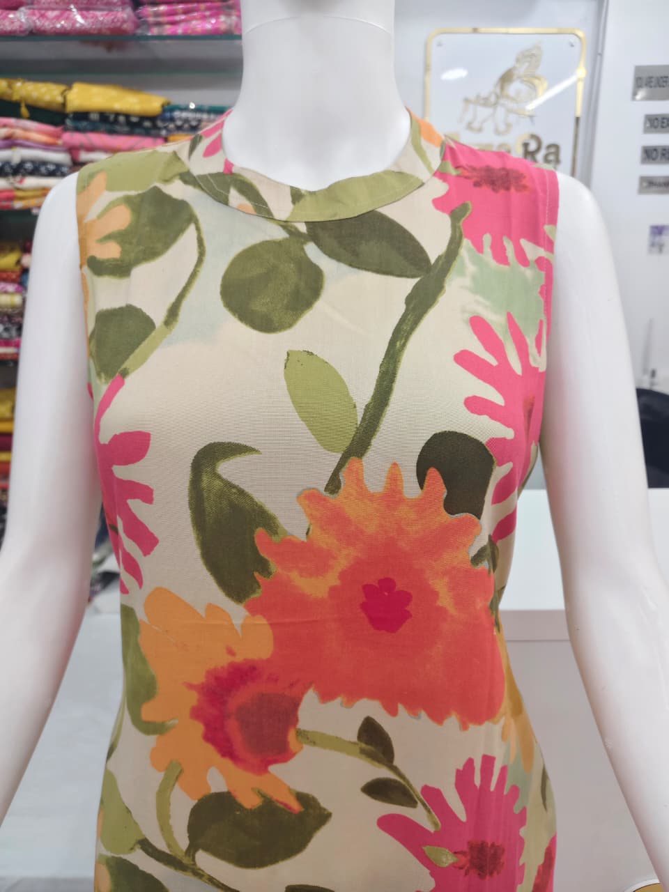Elegant Floral Rayon Co-Ord Set for Women – Sleeveless A-Line Kurti with Palazzo ( Sleeves Attached)