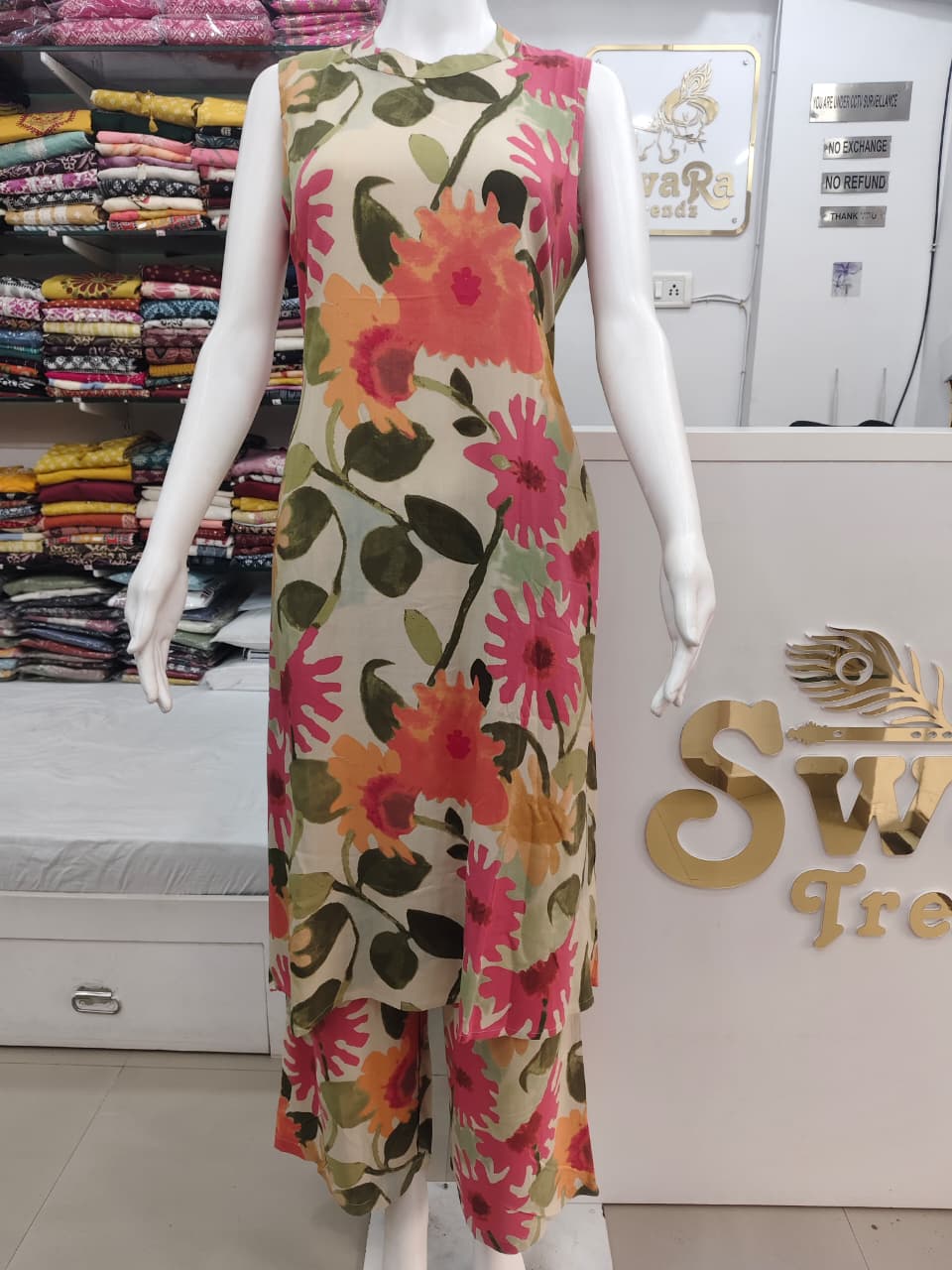 Elegant Floral Rayon Co-Ord Set for Women – Sleeveless A-Line Kurti with Palazzo ( Sleeves Attached)