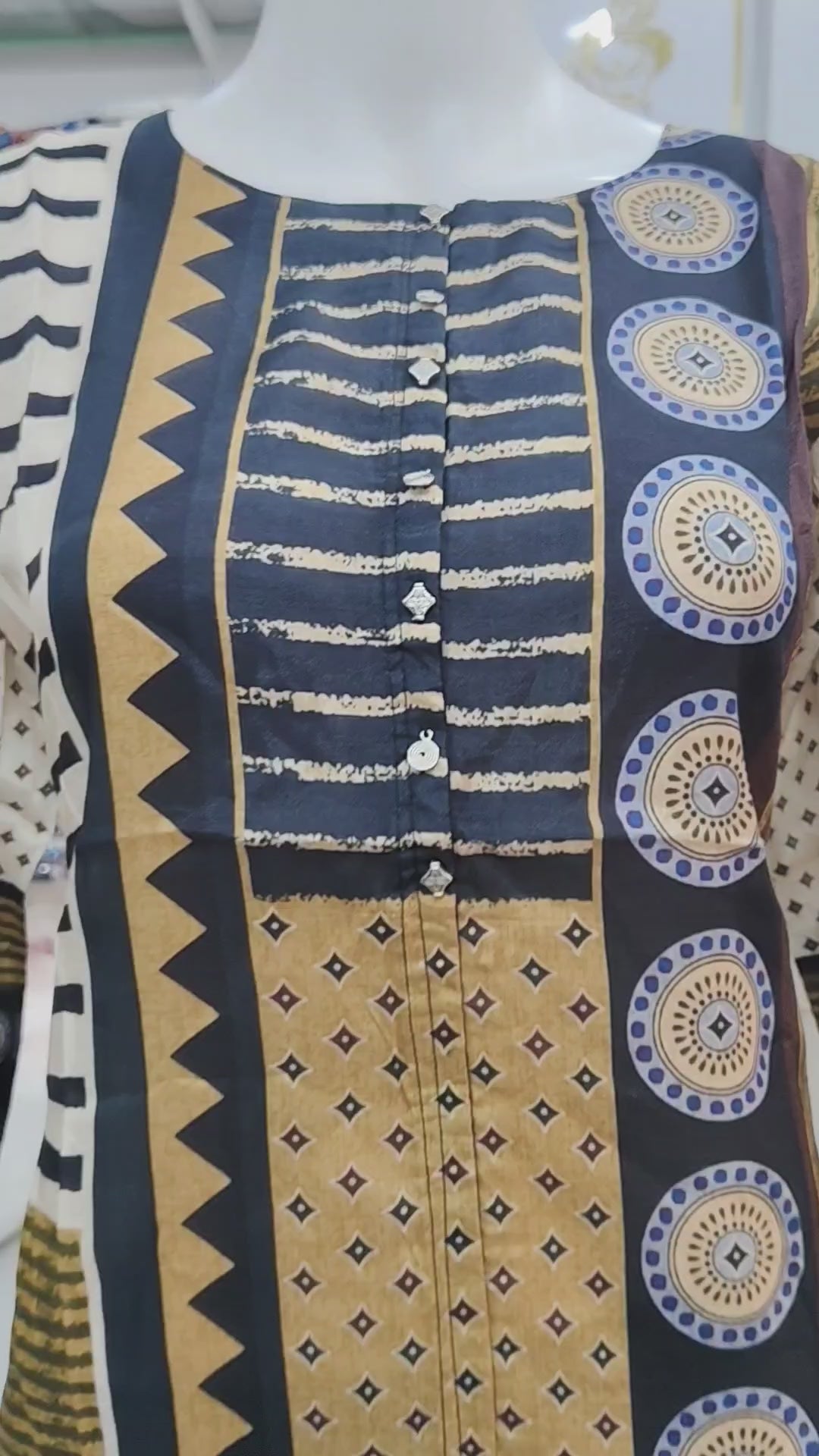 Classic Silk Printed Short Kurti Top for Women – Elegant Ethnic Casual Wear