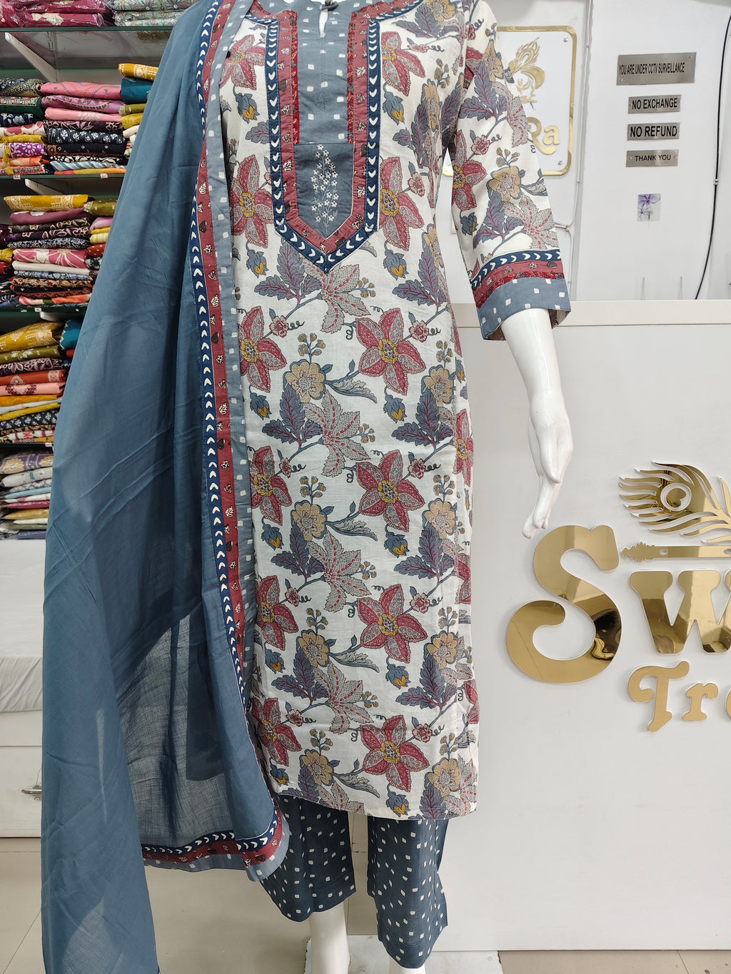 Elegant Floral Printed Cotton Kurta Set with Pants & Dupatta – Blue