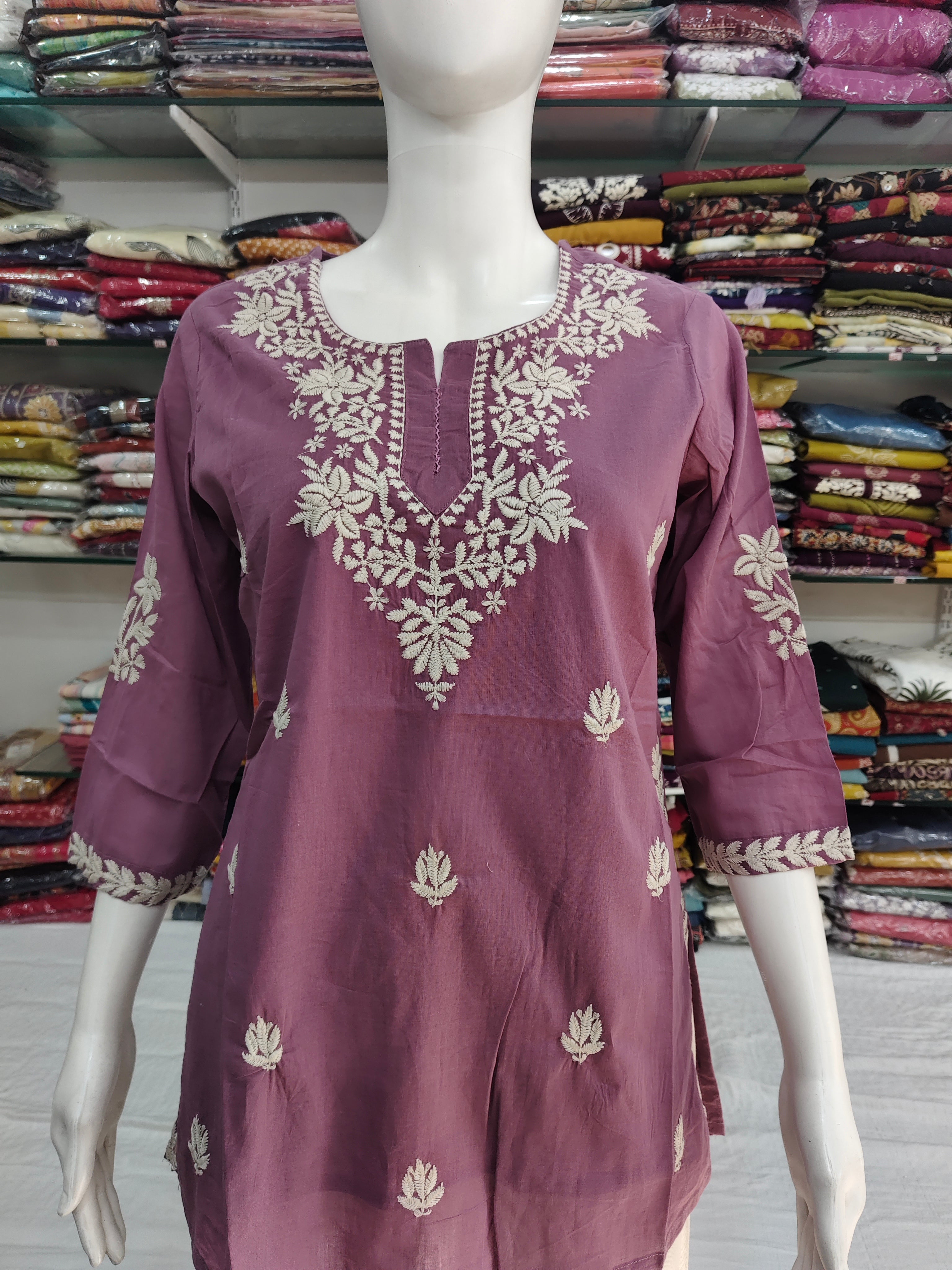 Women’s Mul Cotton Embroidered Short Kurti Top – Lavender Pink
