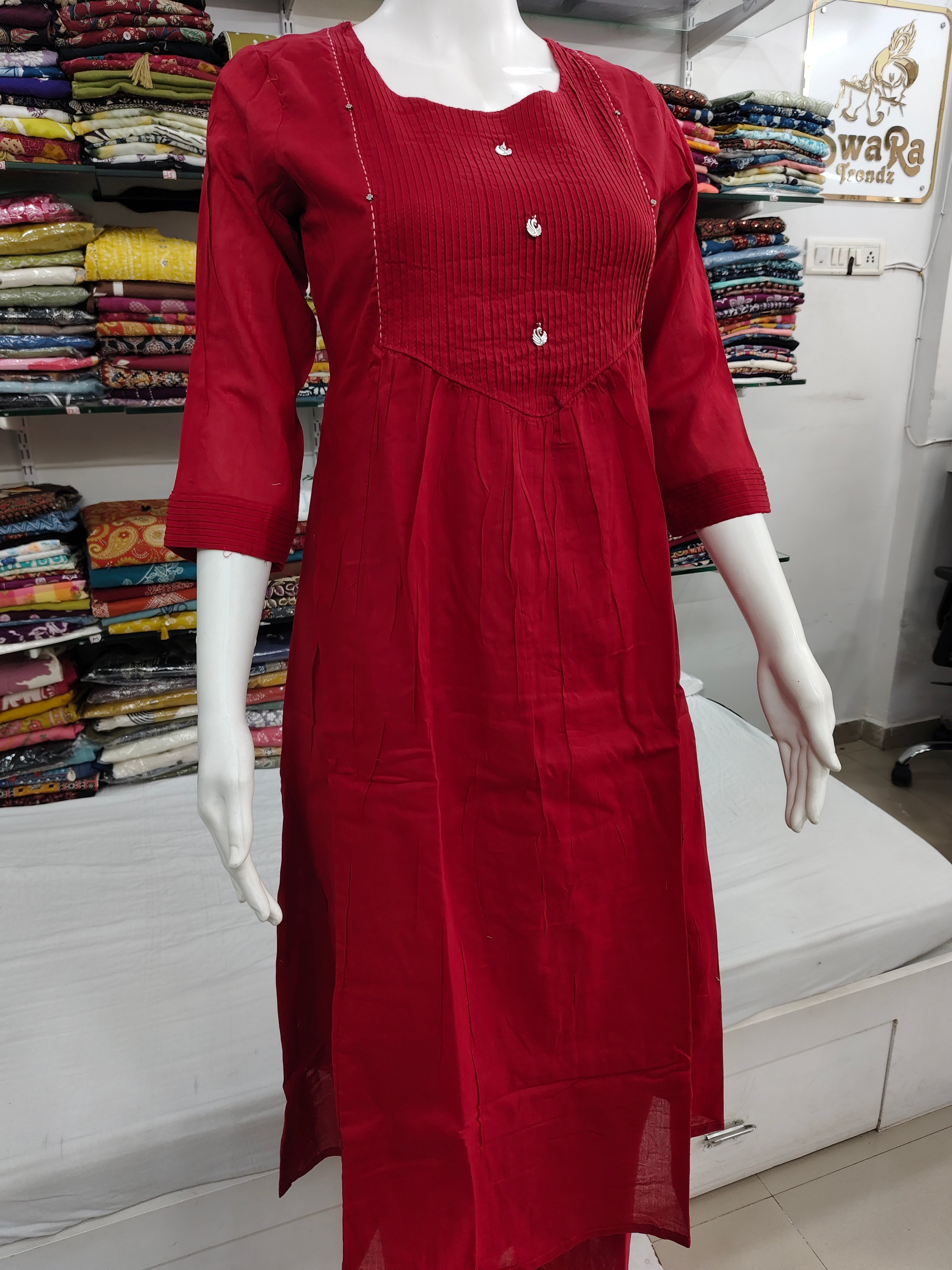 Elegant Mul Cotton 2-Piece Red Kurti Palazzo Set – Soft & Breathable Daily Wear