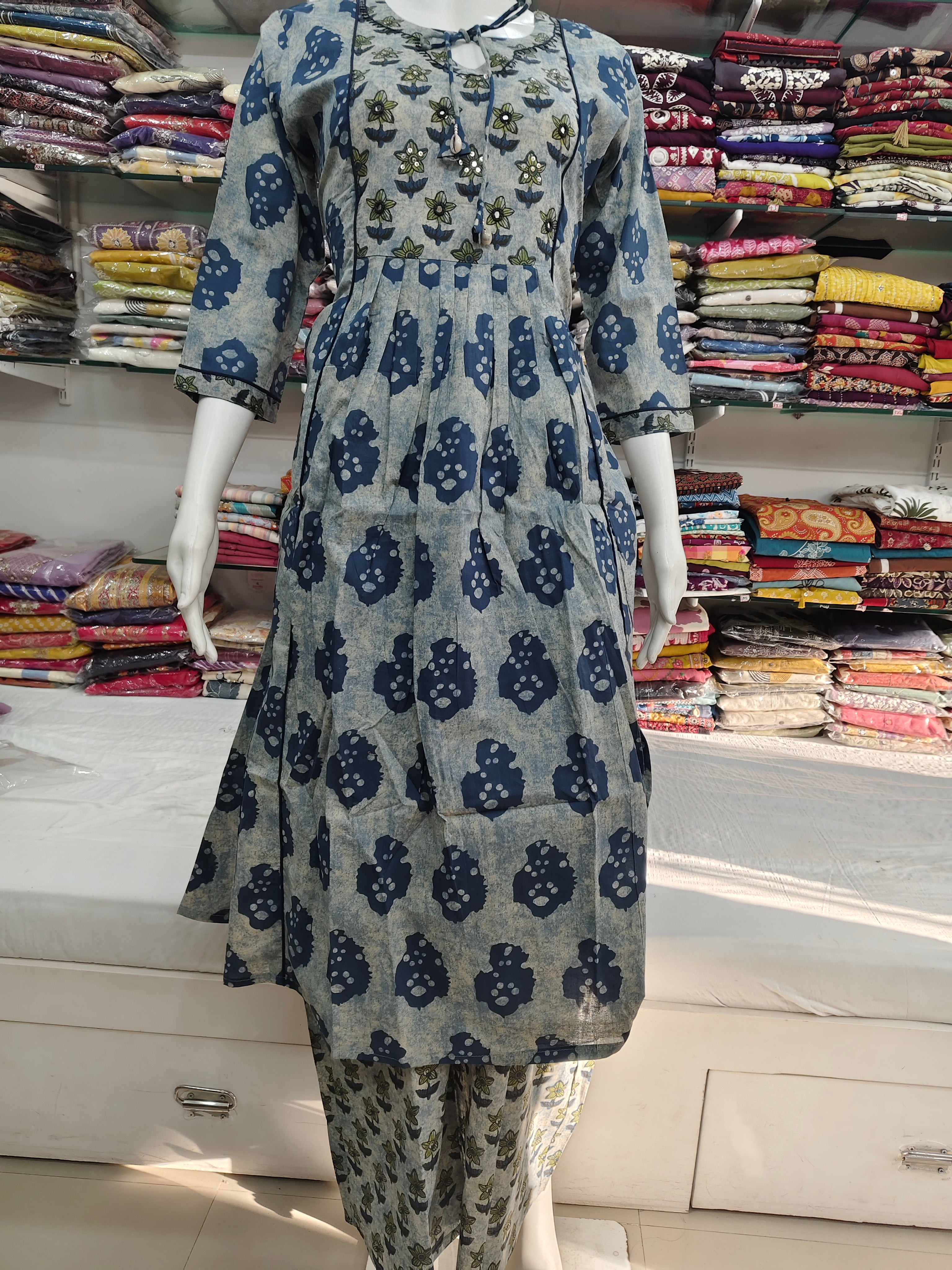 Elegant Indigo Printed Kurti with Palazzo Set (2-Piece Cotton Outfit)