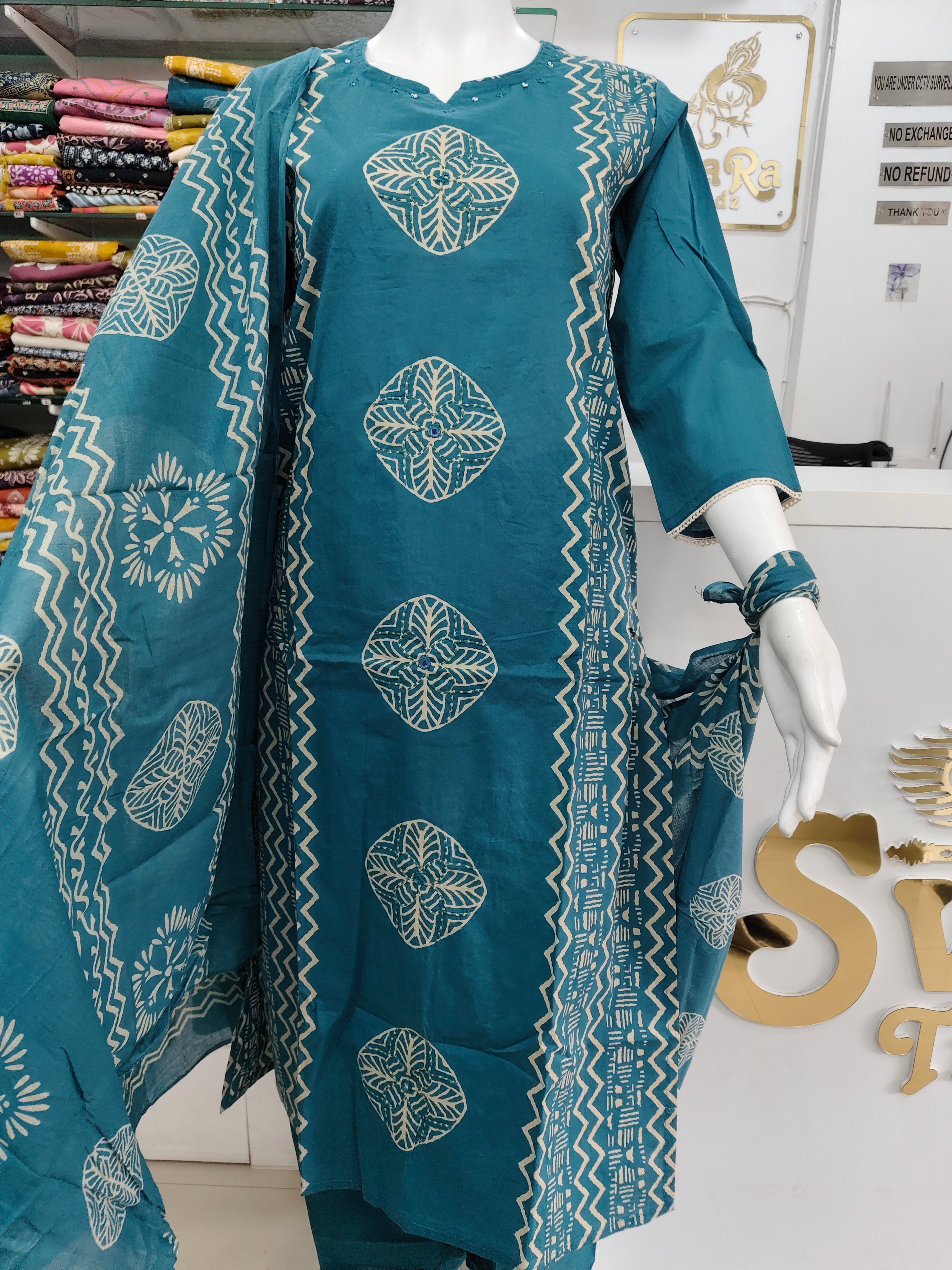 Deep Teal Geometric Block Print Kurta set with Dupatta