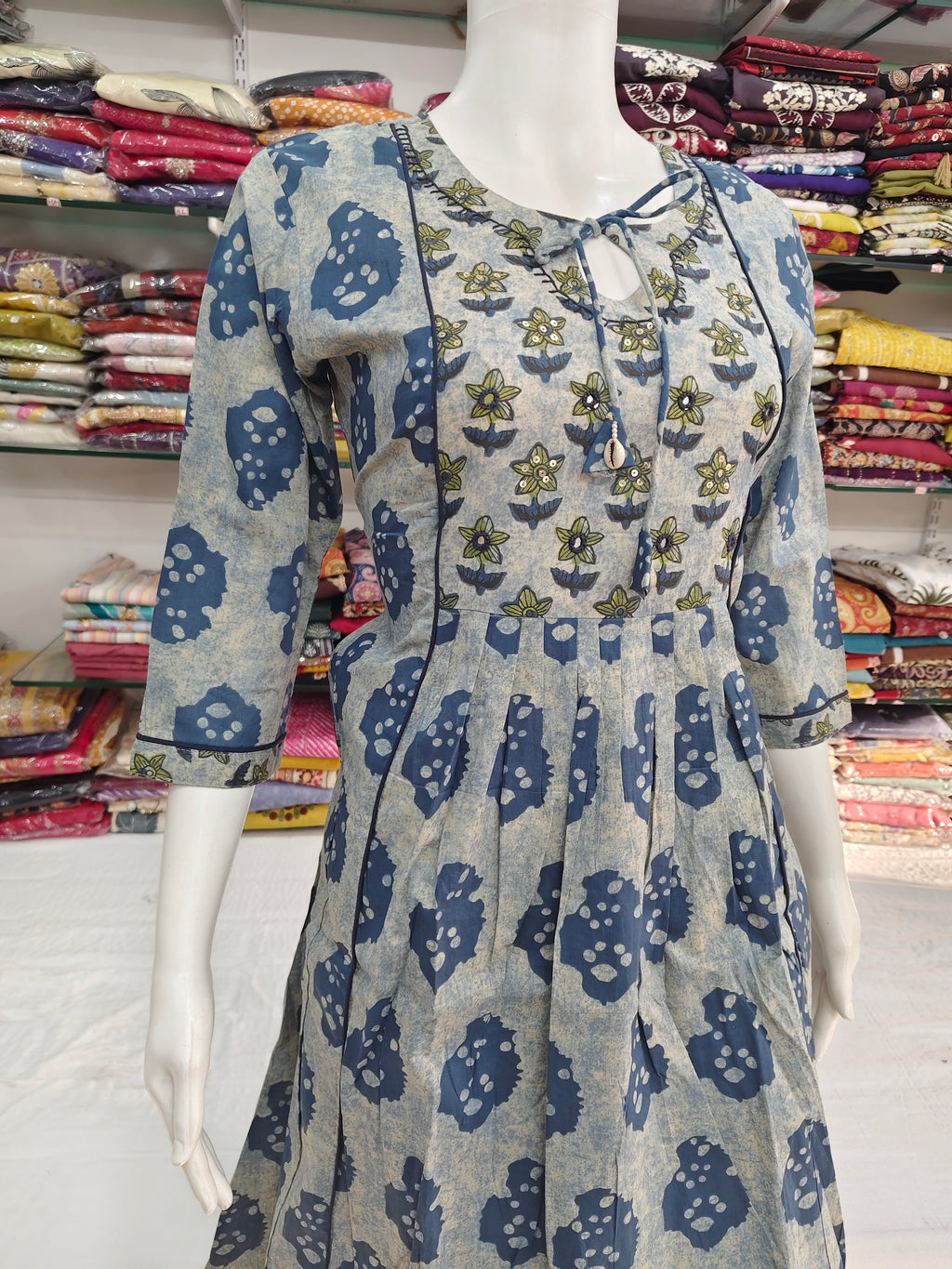 Elegant Indigo Printed Kurti with Palazzo Set (2-Piece Cotton Outfit)