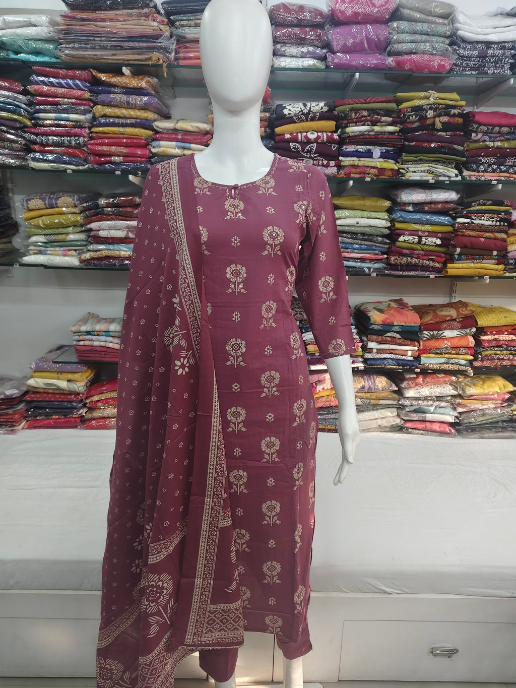 Elegant Mauve Floral Printed 3 Piece Suit Set for Women