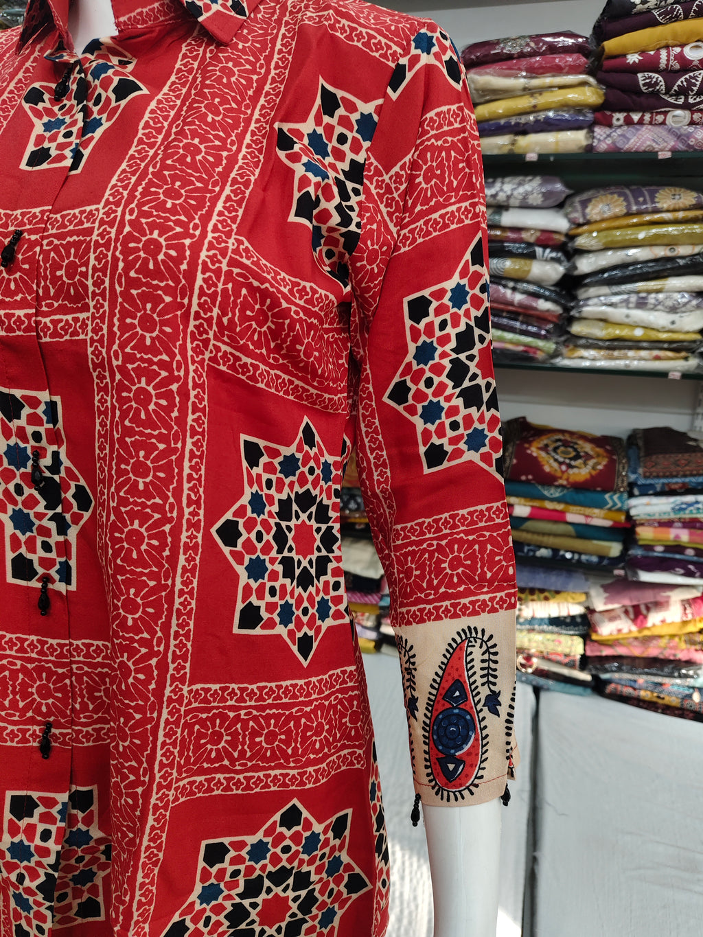 Stylish Red Viscose Printed Short Top with Shirt Collar & Designer Sleeves