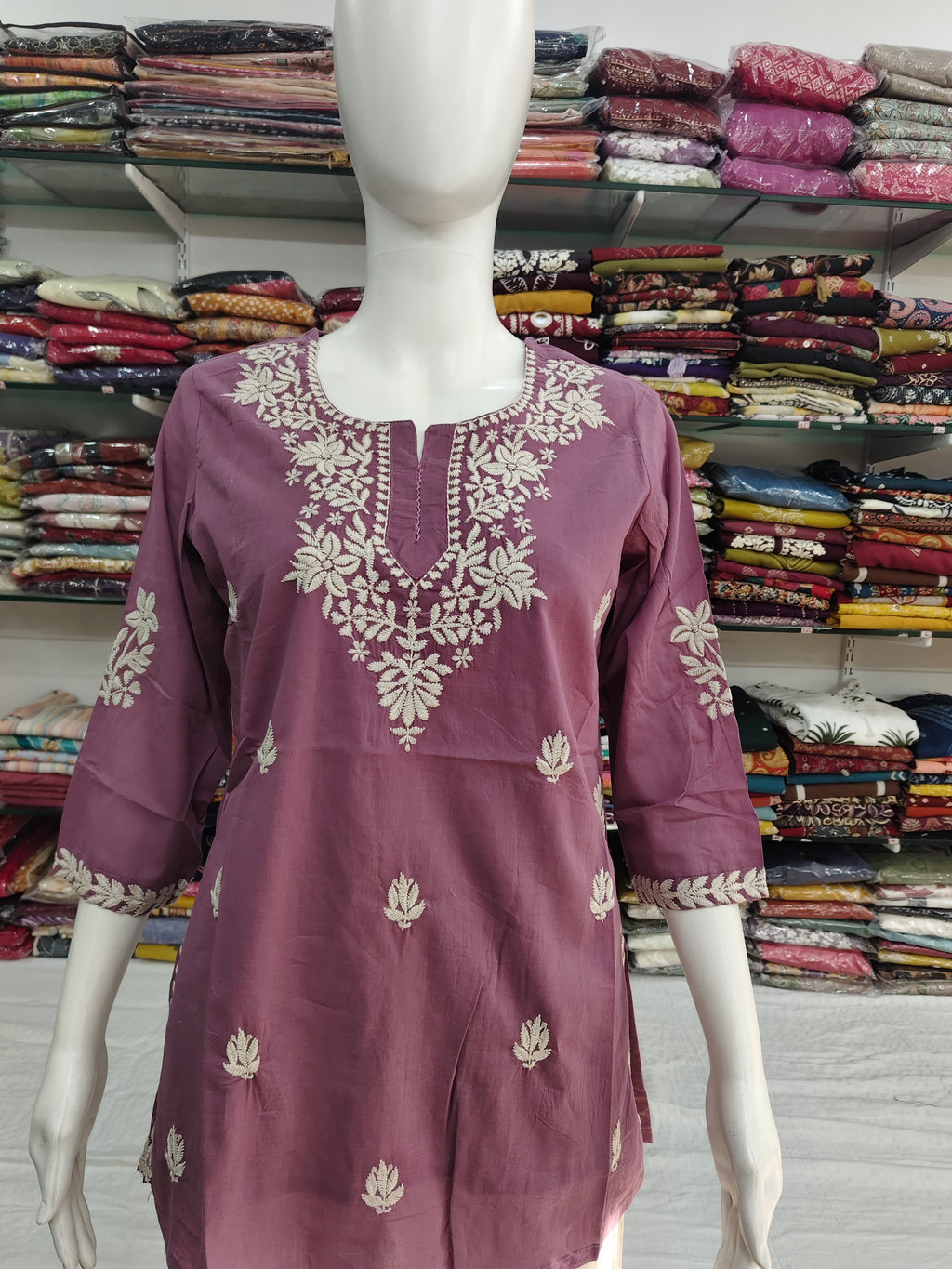Women’s Mul Cotton Embroidered Short Kurti Top – Lavender Pink