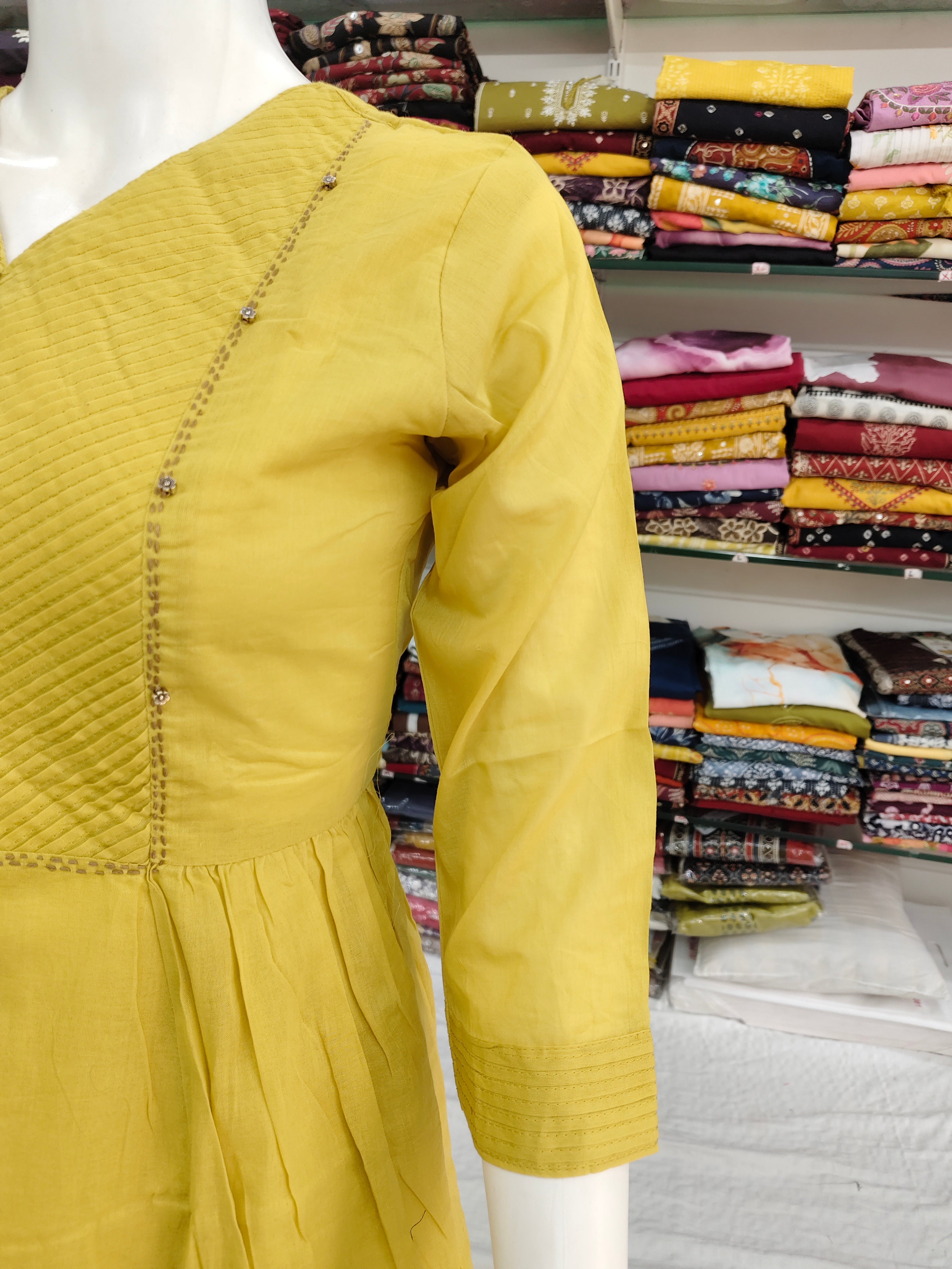 Elegant Mustard Mul Cotton 2-Piece Kurti Palazzo Set with Pintuck Detailing