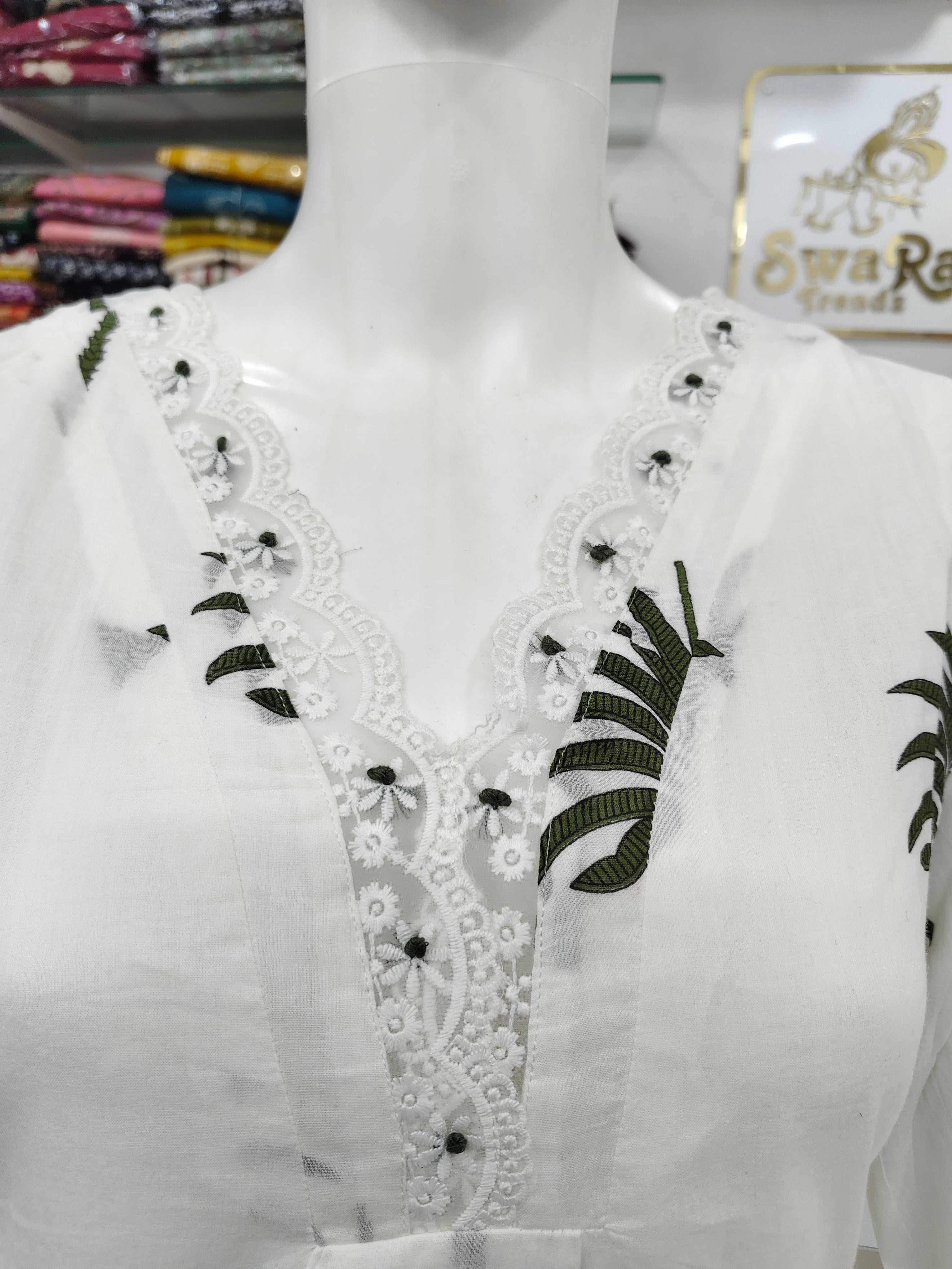 Elegant White Palm Print Kurta Set with Lace Detailing